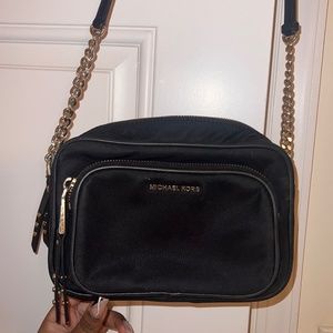 Black Michael Kors Jet Set Crossbody